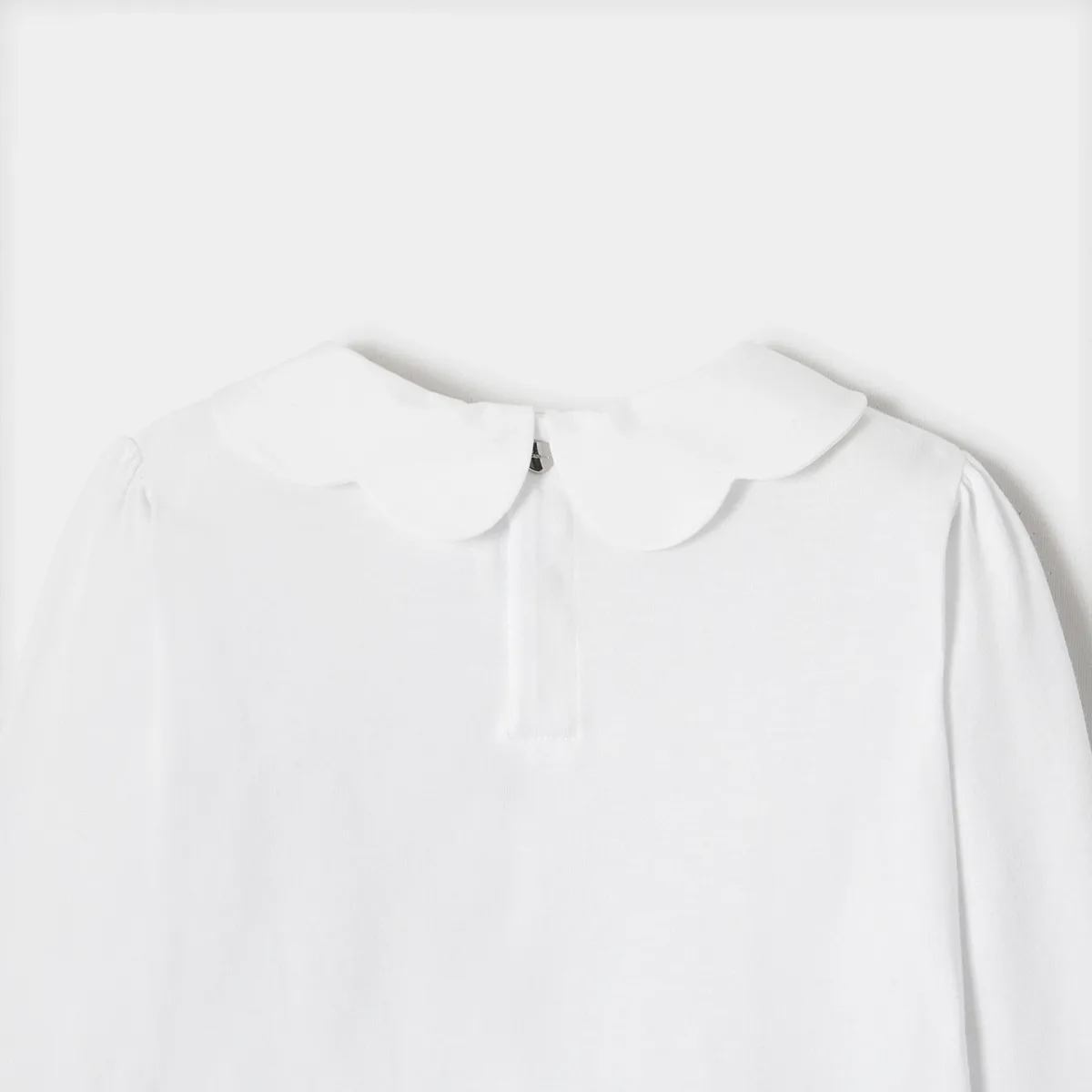 View 4 - Girl scalloped collar t-shirt